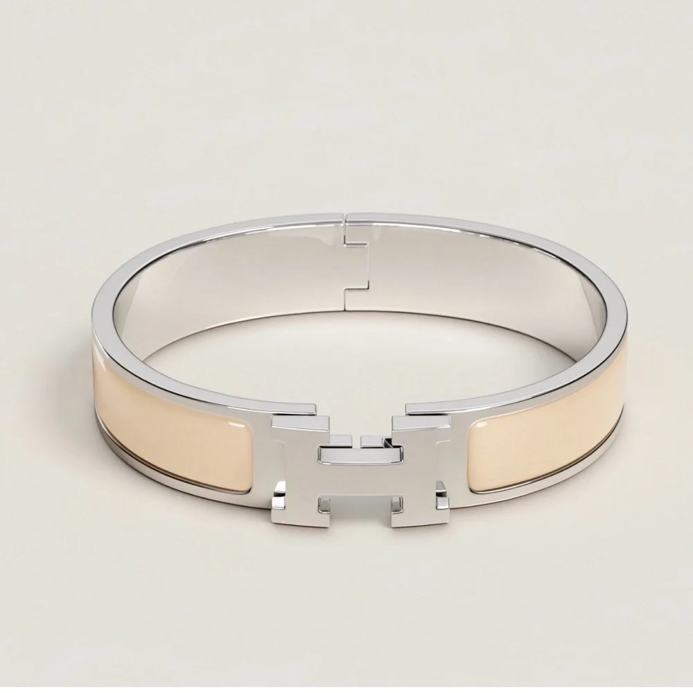 Hermes Clic H Bracelet in Cream & Silver